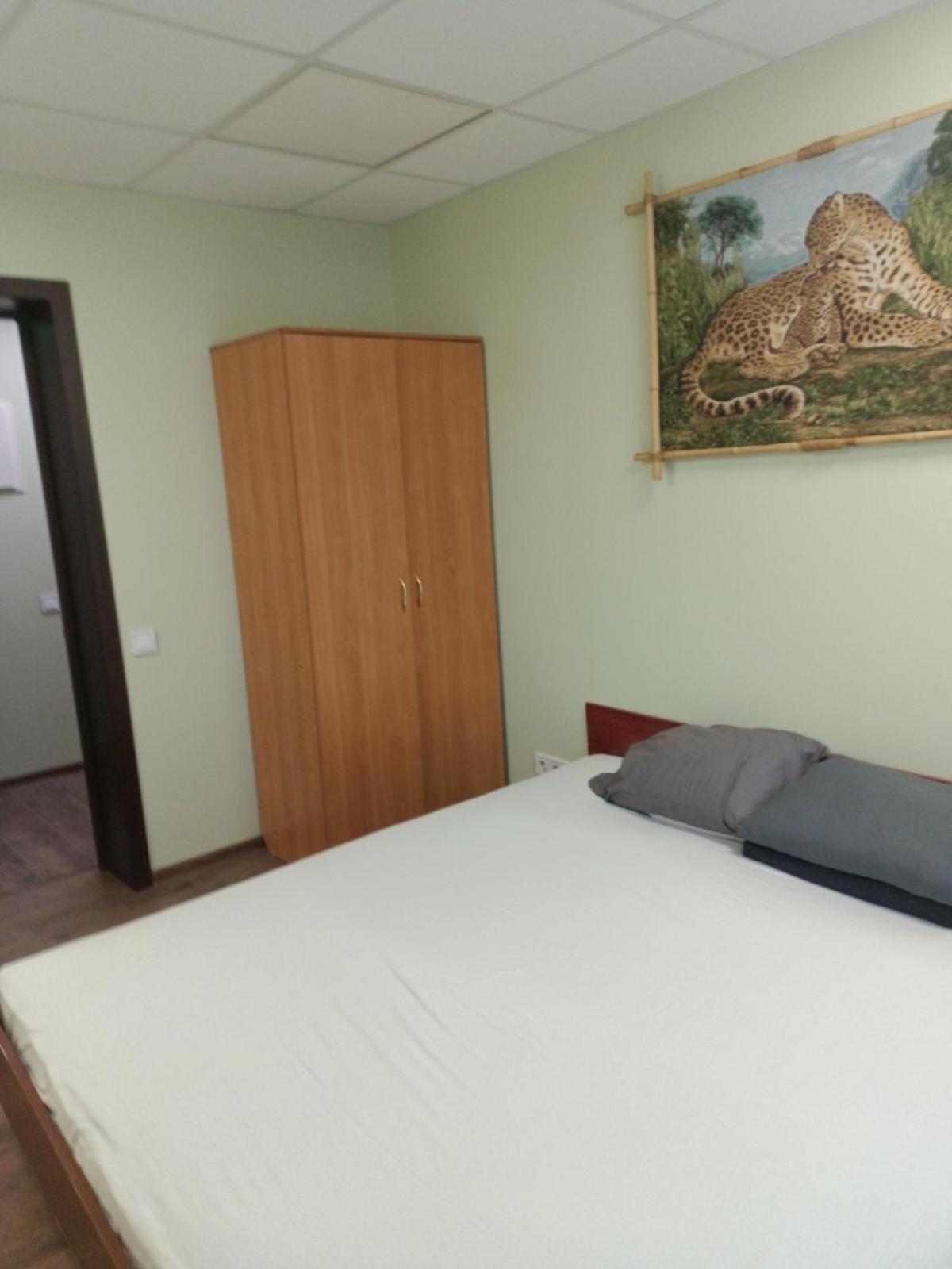 Hostel Krone Gok Zatishok Kijev Kültér fotó